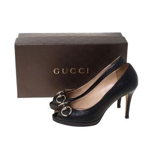 Gucci pumps
